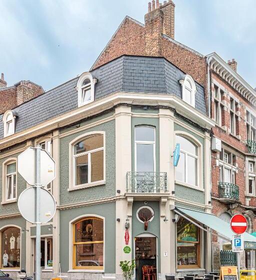 پانسیون Le Cerf Vert