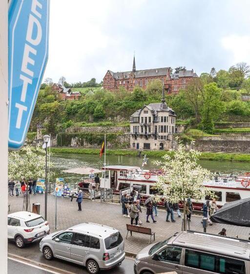 پانسیون Le Cerf Vert