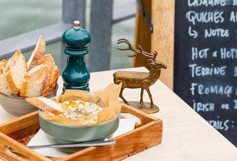 پانسیون Le Cerf Vert