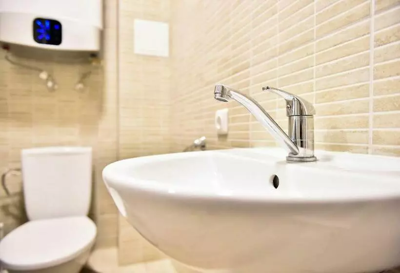 مُتل Hostel Laurita