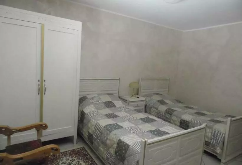 ペンション Piazza Castello