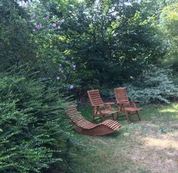 Majatalo Ponnies Haus