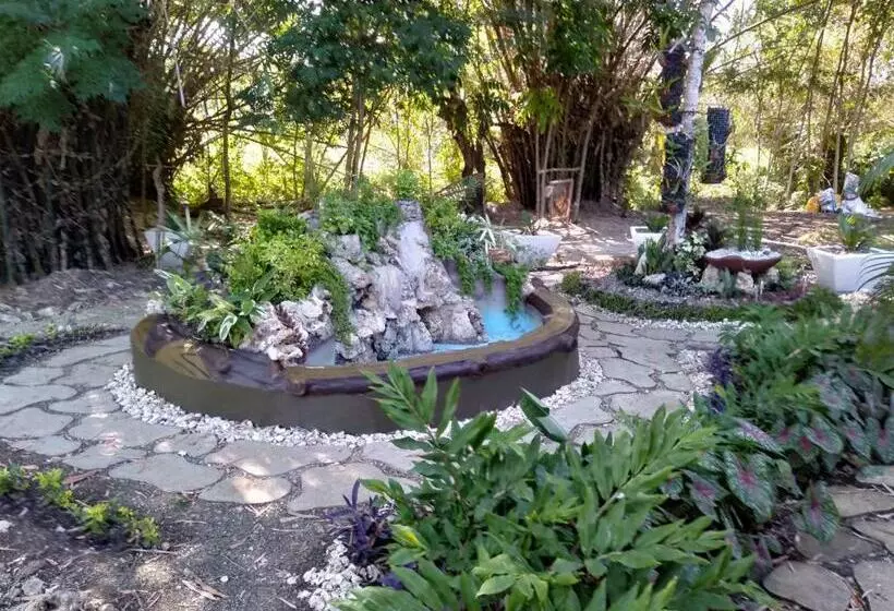 Retkeilymaja Banamboo