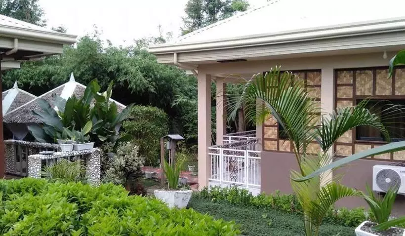 Retkeilymaja Banamboo