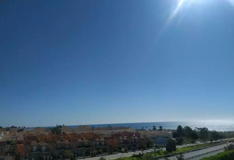 Aamiaismajoitus (B&B) Suites Beach Nature