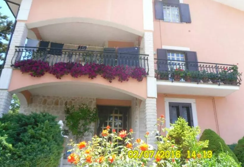 Bed And Breakfast Emilia