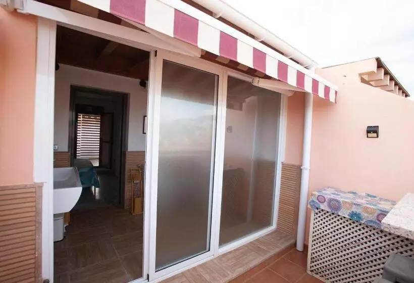 Aamiaismajoitus (B&B) Suites Beach Nature