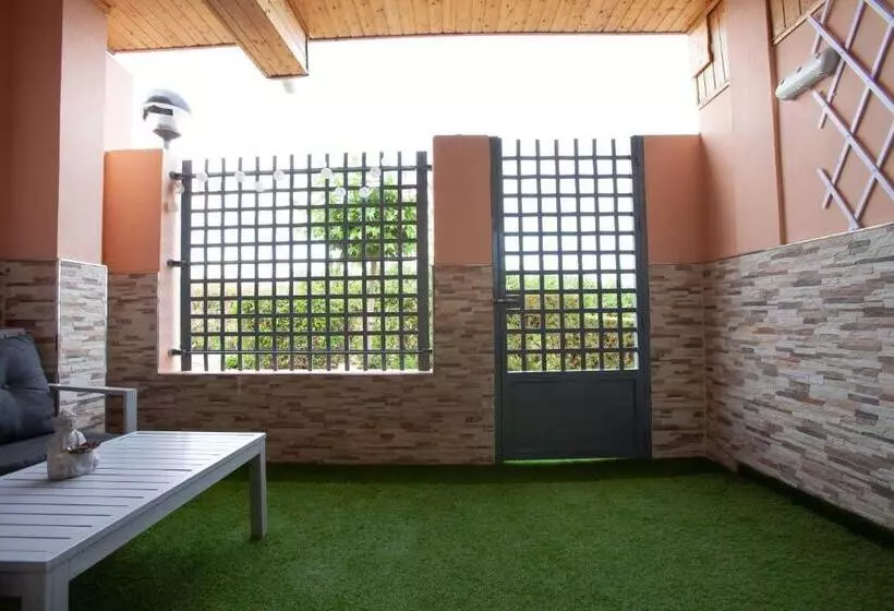 Aamiaismajoitus (B&B) Suites Beach Nature