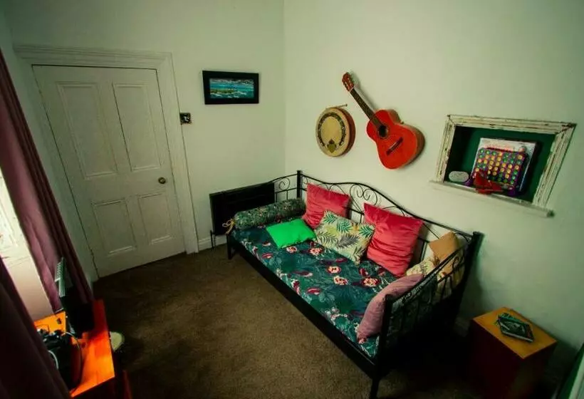 Easkey Hostel
