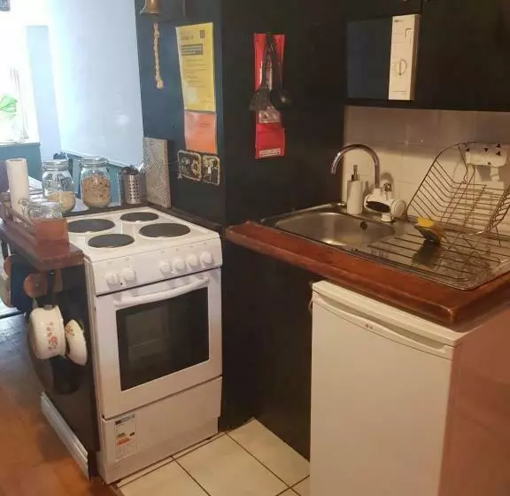 Easkey Hostel