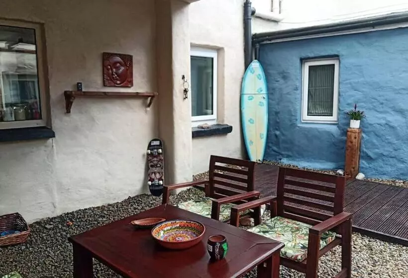 Easkey Hostel