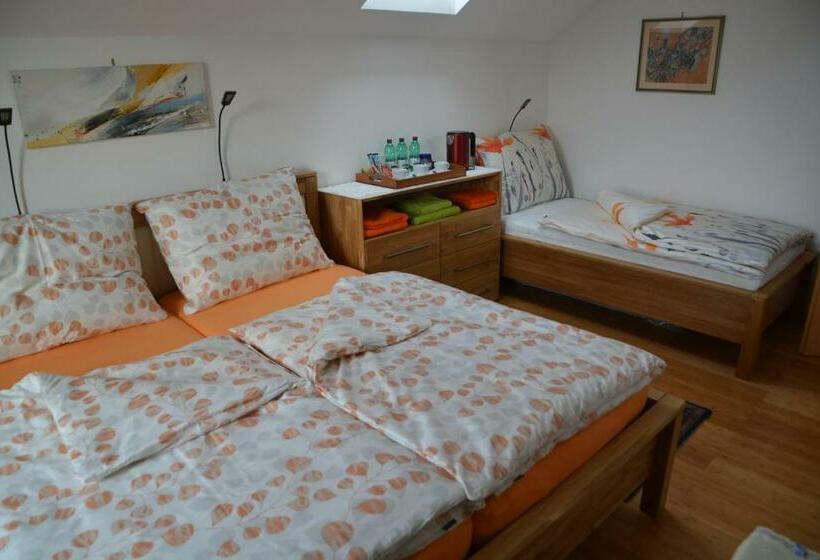 Отель Privatzimmer Marina