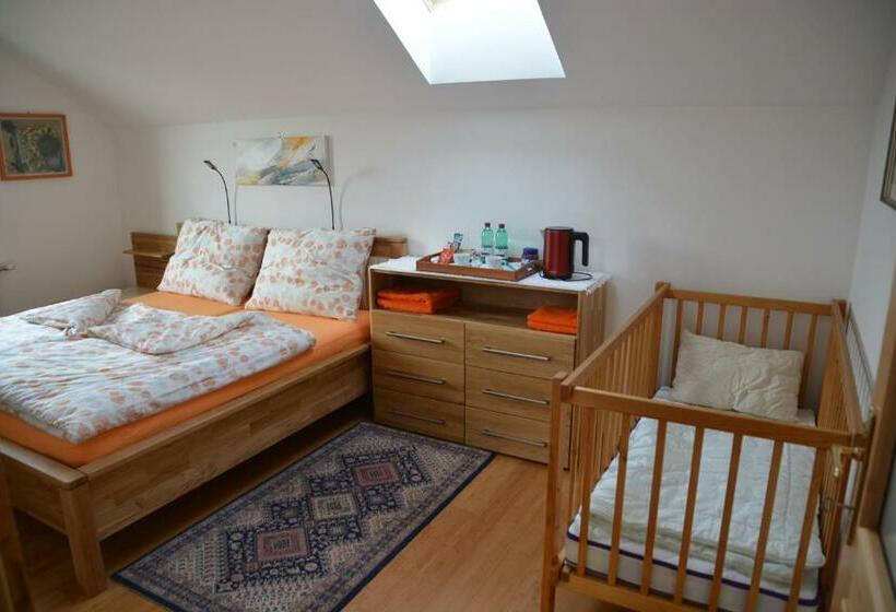 Отель Privatzimmer Marina