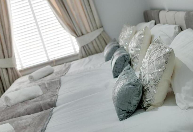 ホテル Rst Rodney Street