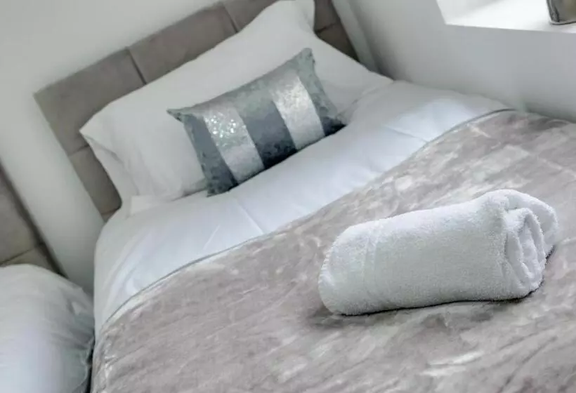 هتل Rst Rodney Street