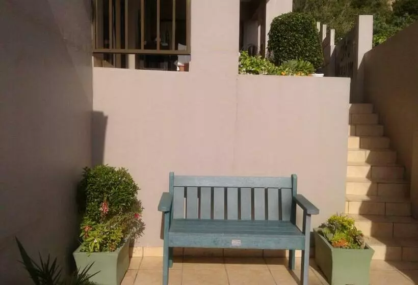 Majatalo Froggy Bay Is The Best All The Way!