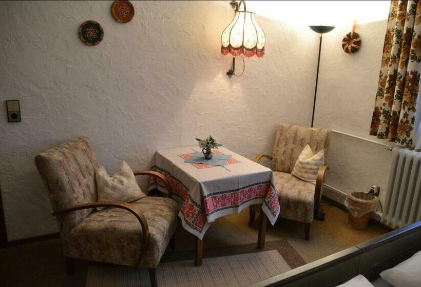 Adieu Alltag: Pension Oesterle Im Schwarzwald