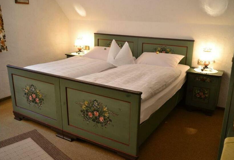 Adieu Alltag: Pension Oesterle Im Schwarzwald