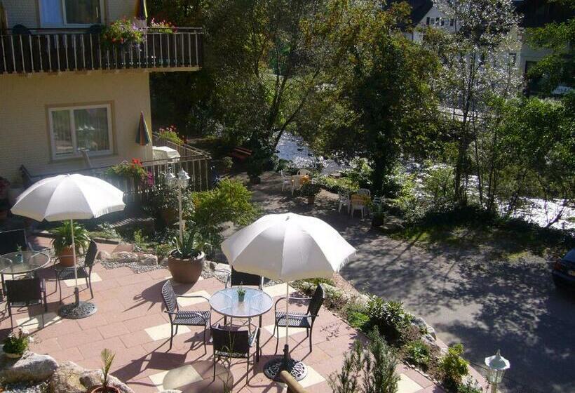 Adieu Alltag: Pension Oesterle Im Schwarzwald