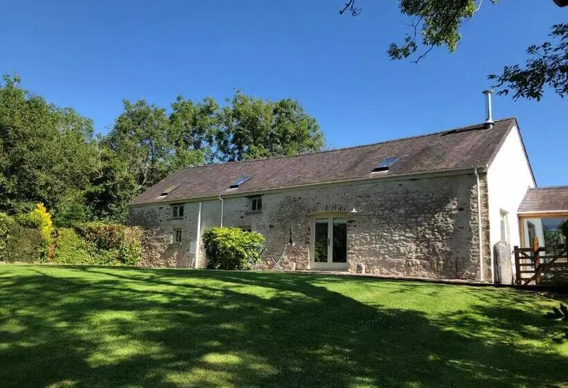 تختخواب و صبحانه Dan Y Graig Barn, Carmarthen