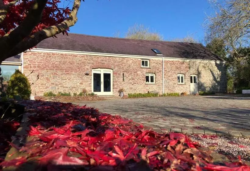 تختخواب و صبحانه Dan Y Graig Barn, Carmarthen