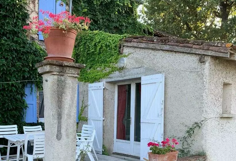 ベッドアンドブレックファースト La Meyssonnié