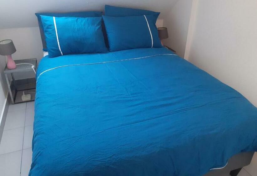 Bed and Breakfast Zum Hoambarg, Kitchen, Balcony, Bathroom