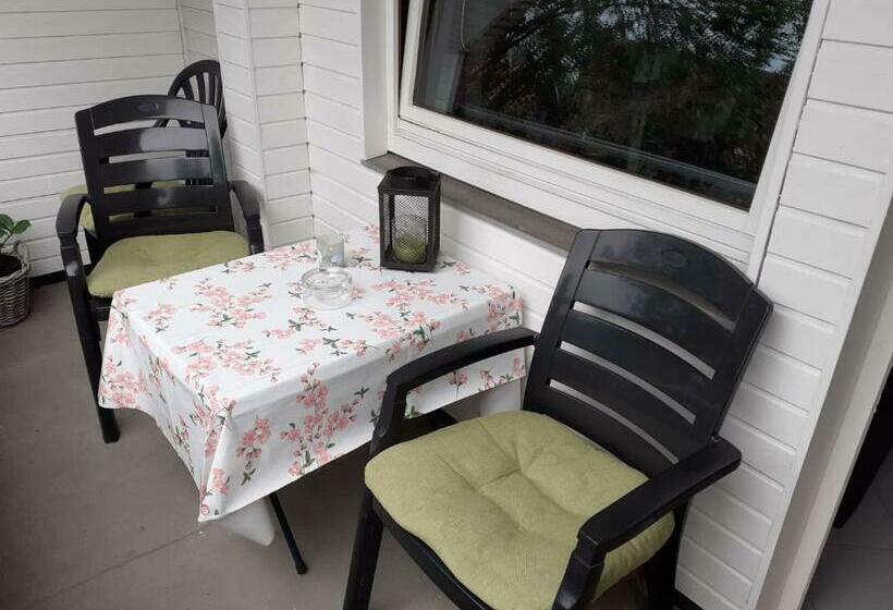 Bed and Breakfast Zum Hoambarg, Kitchen, Balcony, Bathroom