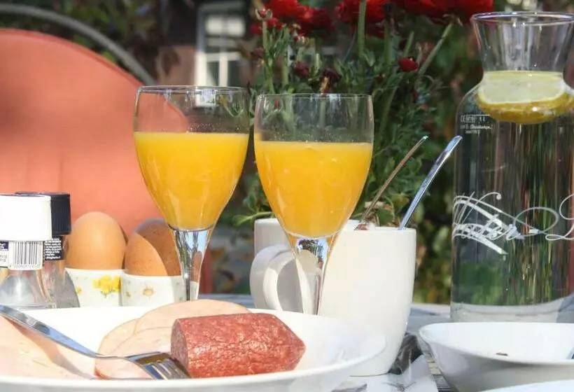 Bed & Breakfast Op  T Leven