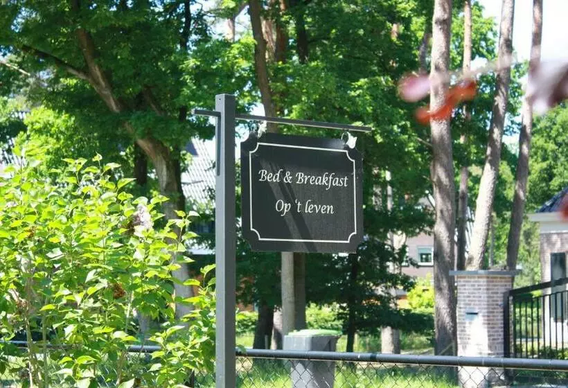 Bed & Breakfast Op  T Leven