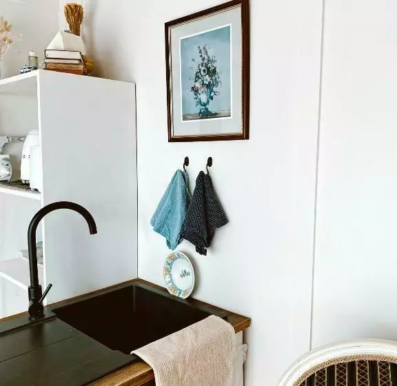 Hotelli Thistle And Pine Cottage Farmstay
