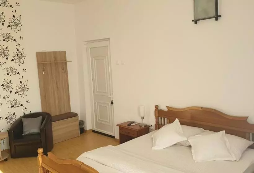 Majatalo Bonton Rooms