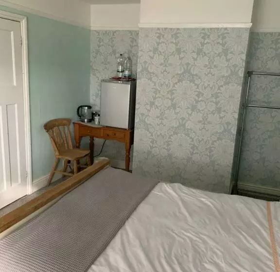 ペンション Debbie’s Digs