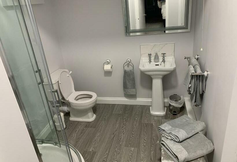 بنسيون Debbie’s Digs