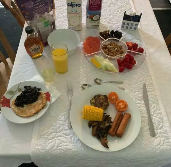 ペンション Debbie’s Digs