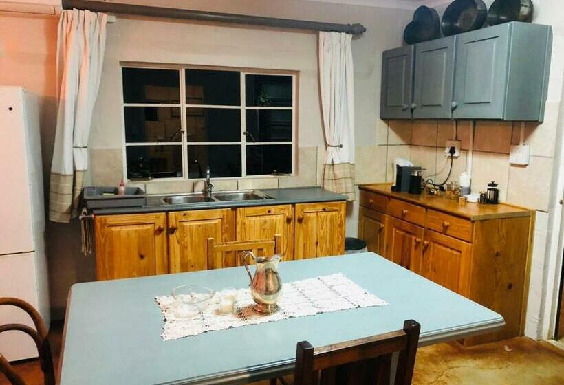 بنسيون Yellow House Prince Albert