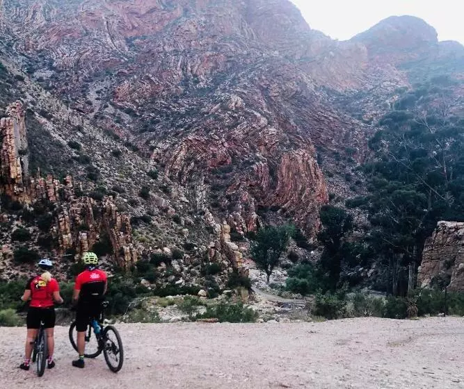 Majatalo Yellow House Prince Albert