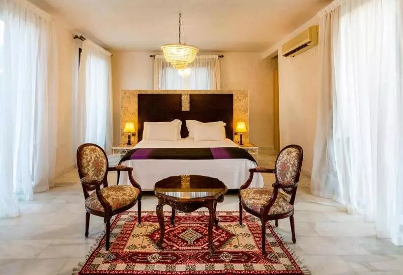 Lomakeskus Villa Thaifa