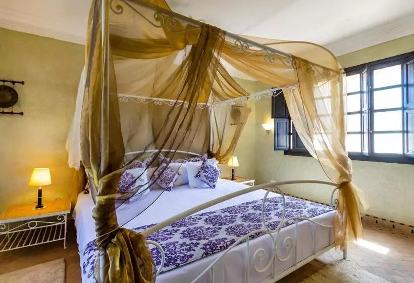 Lomakeskus Villa Thaifa