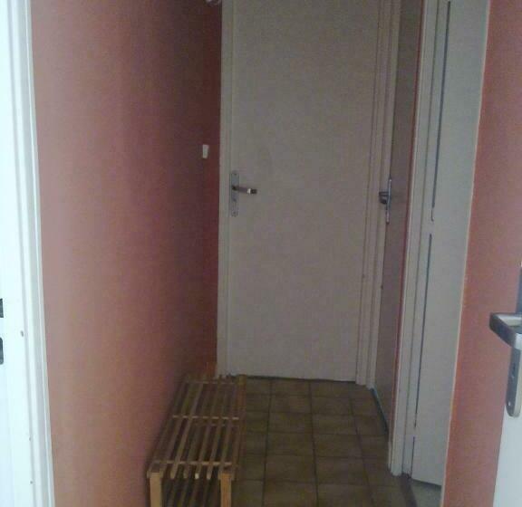 فندق صغير Vandoeuvre International Home