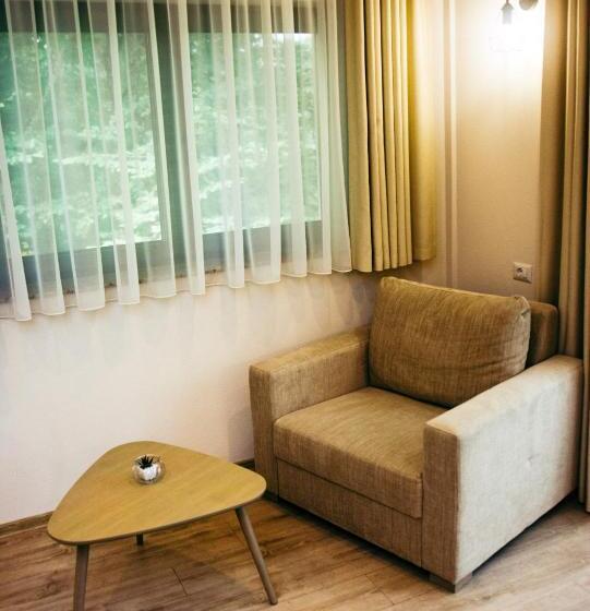 Bed and Breakfast Amethyst