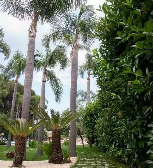 تختخواب و صبحانه Boutique Villa Etna D A Mare