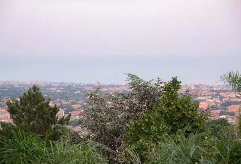 تختخواب و صبحانه Boutique Villa Etna D A Mare