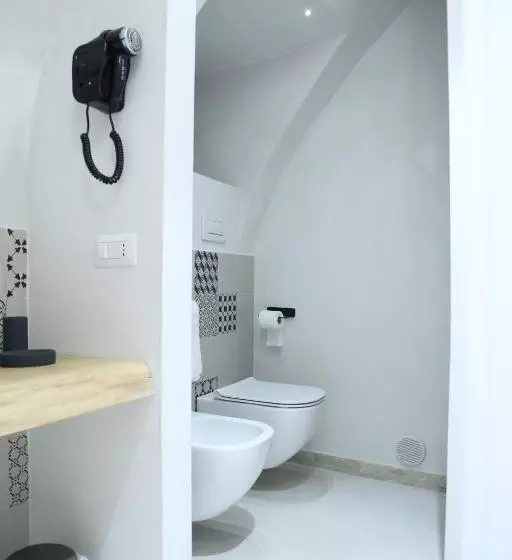 تختخواب و صبحانه Locus Pendinelli Trani