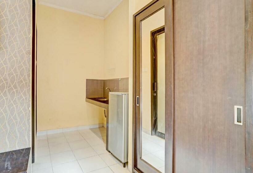 ホテル Spot On 90574 Pondok Anjani