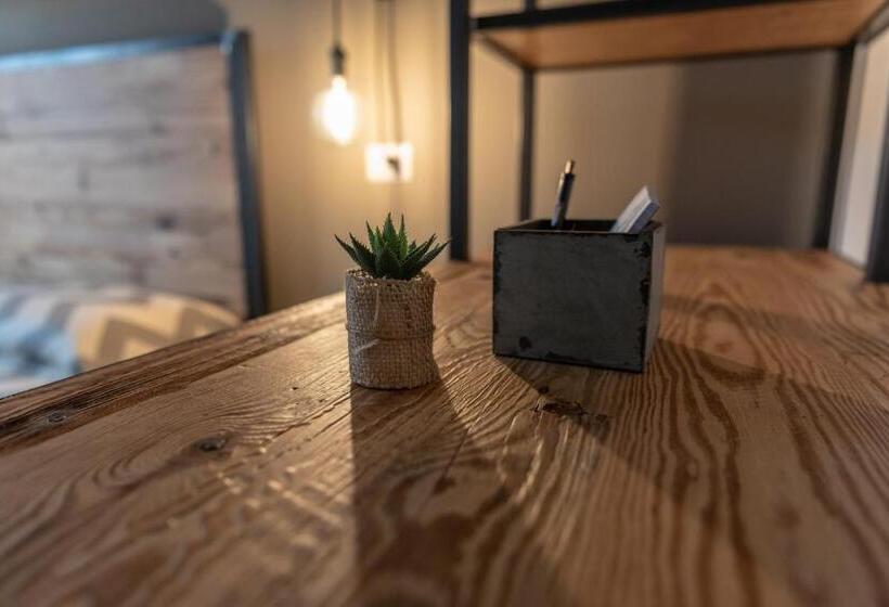 پانسیون Officina Rooms