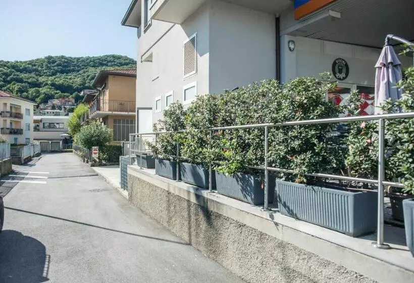 پانسیون Officina Rooms