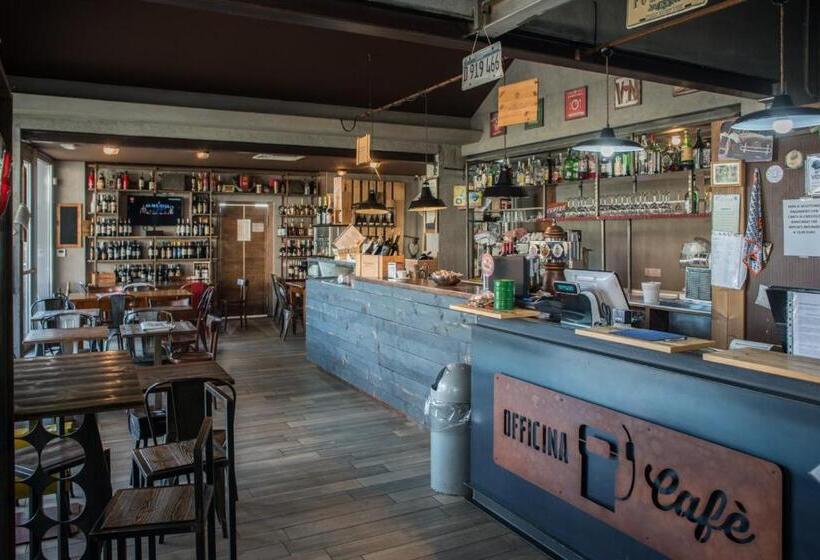 پانسیون Officina Rooms