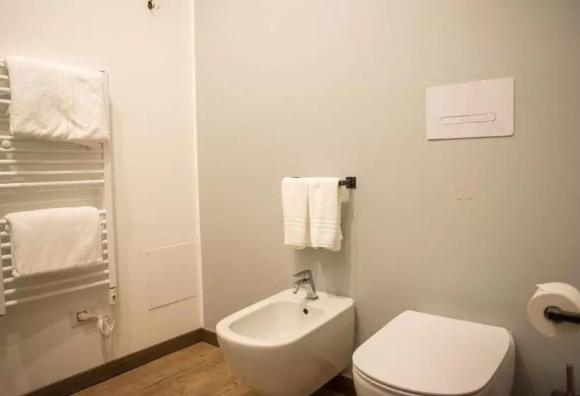 پانسیون Officina Rooms