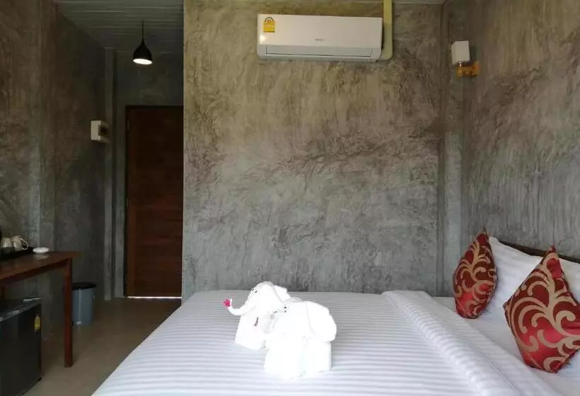استراحتگاه Jr Place